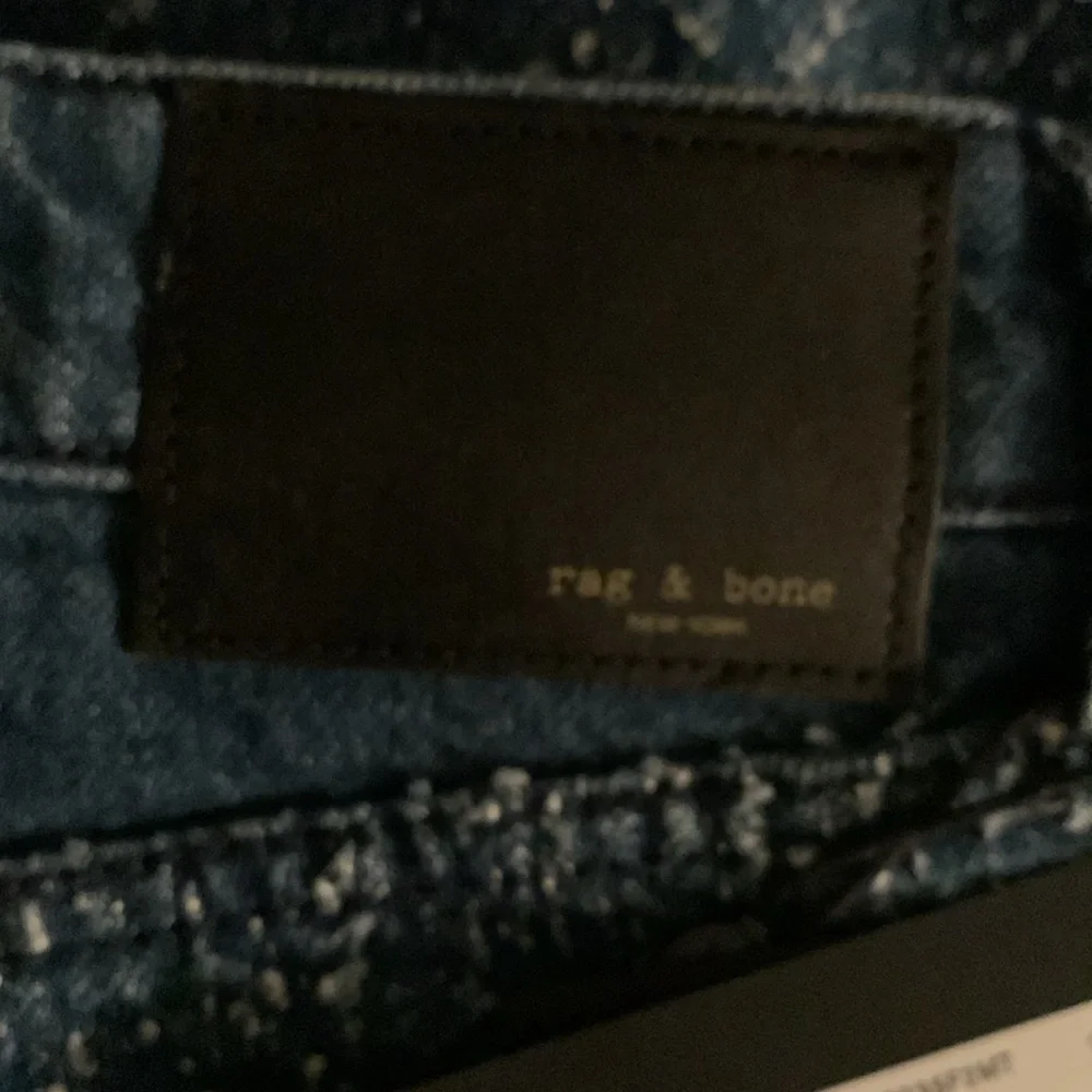 Rag & Bone rag & bone size 30
THE LOGAN Mid Rise /Wide Leg Jeans - Picture 7 of 13